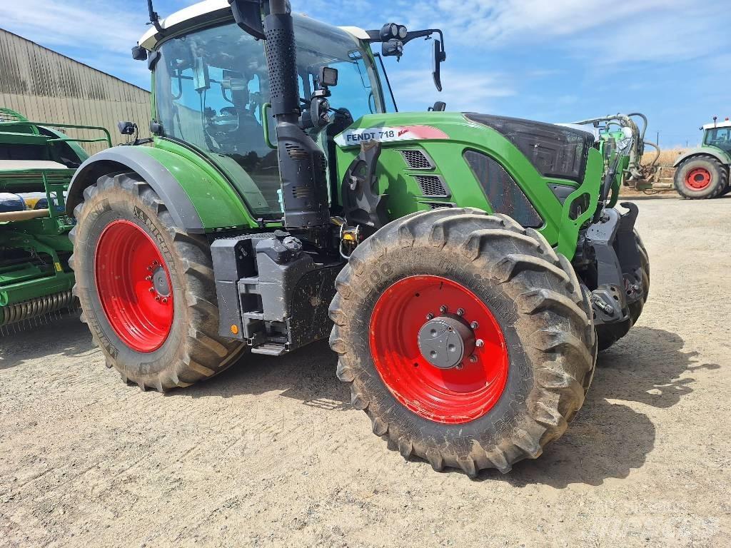 Fendt 718 Traktoriai