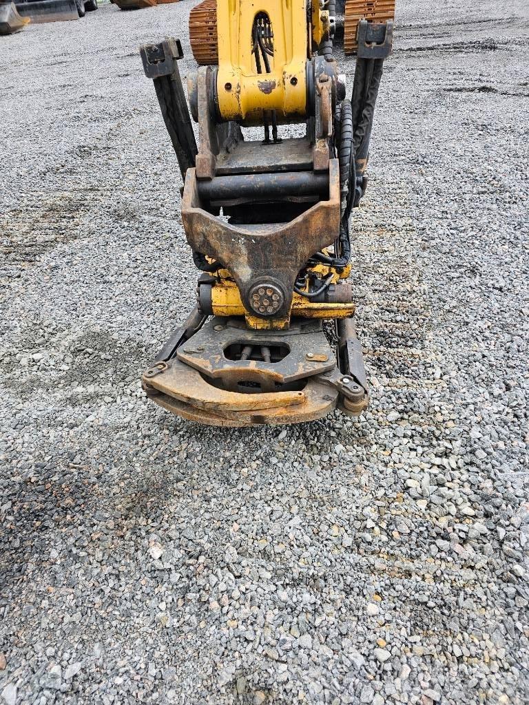 CAT 320 Vikšriniai ekskavatoriai