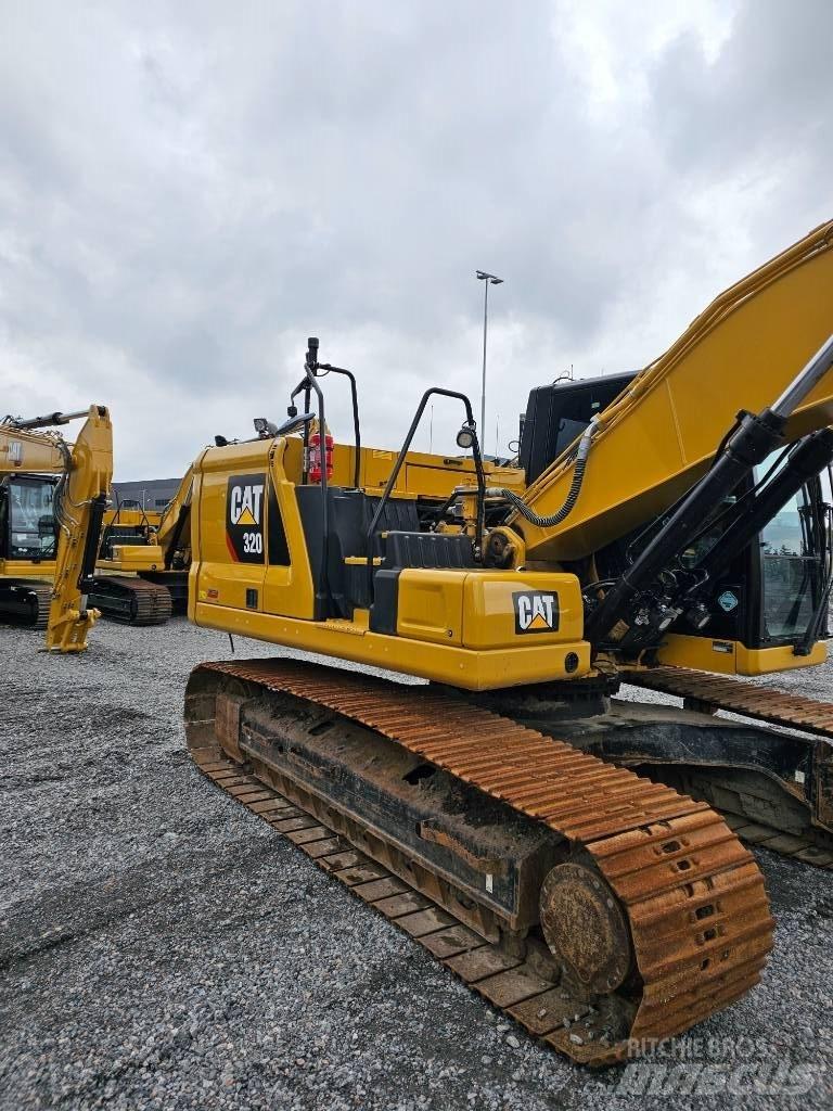 CAT 320 Vikšriniai ekskavatoriai
