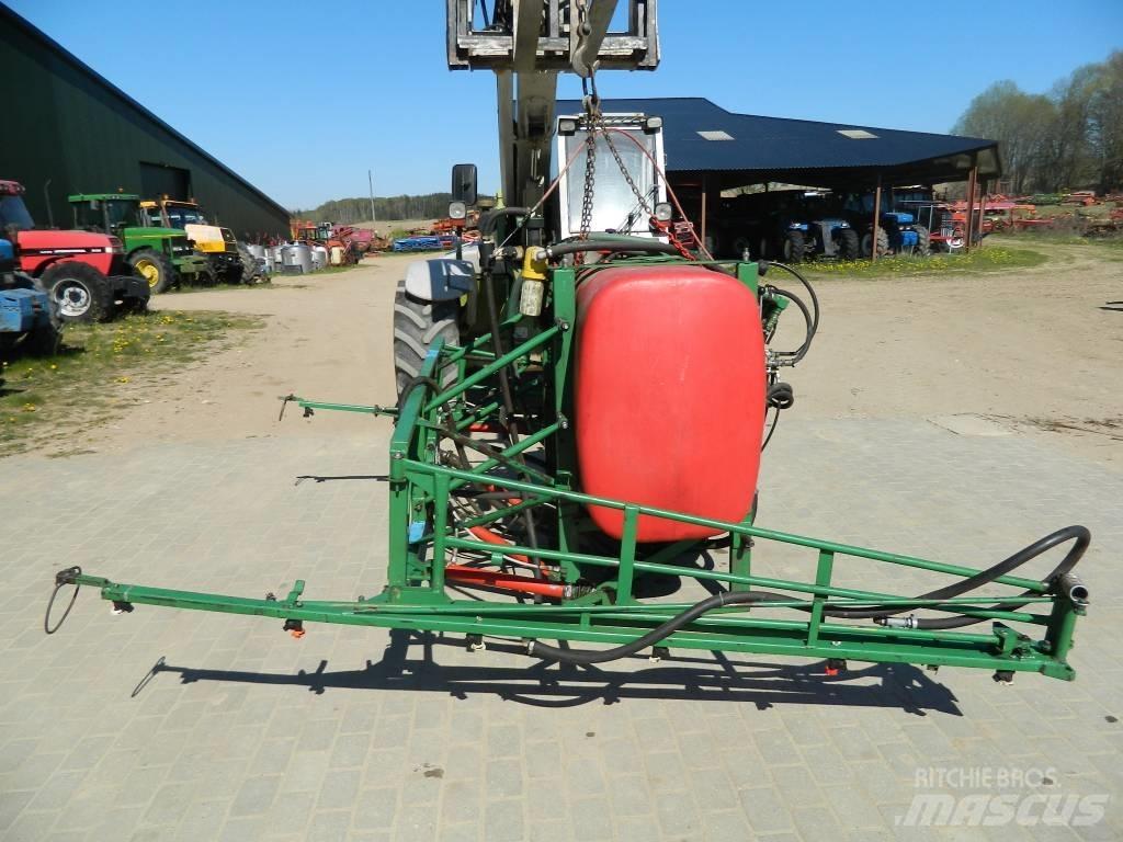 Moteska 12000 Trąšų purkštuvai