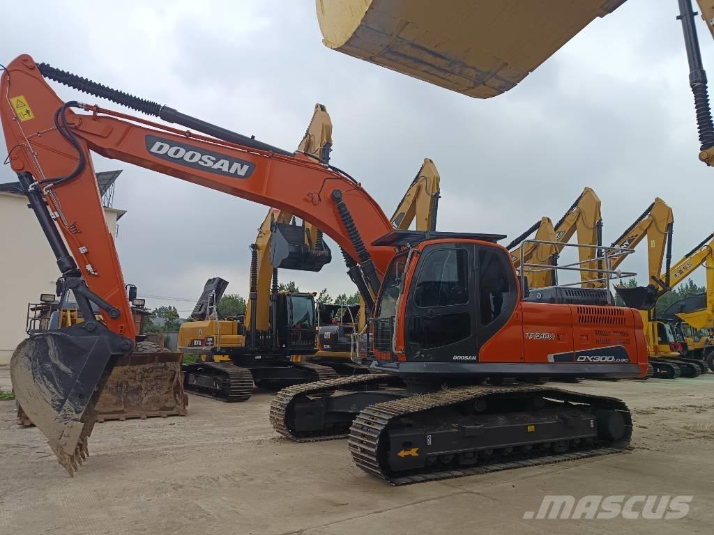 Doosan DX 300 LC Vikšriniai ekskavatoriai