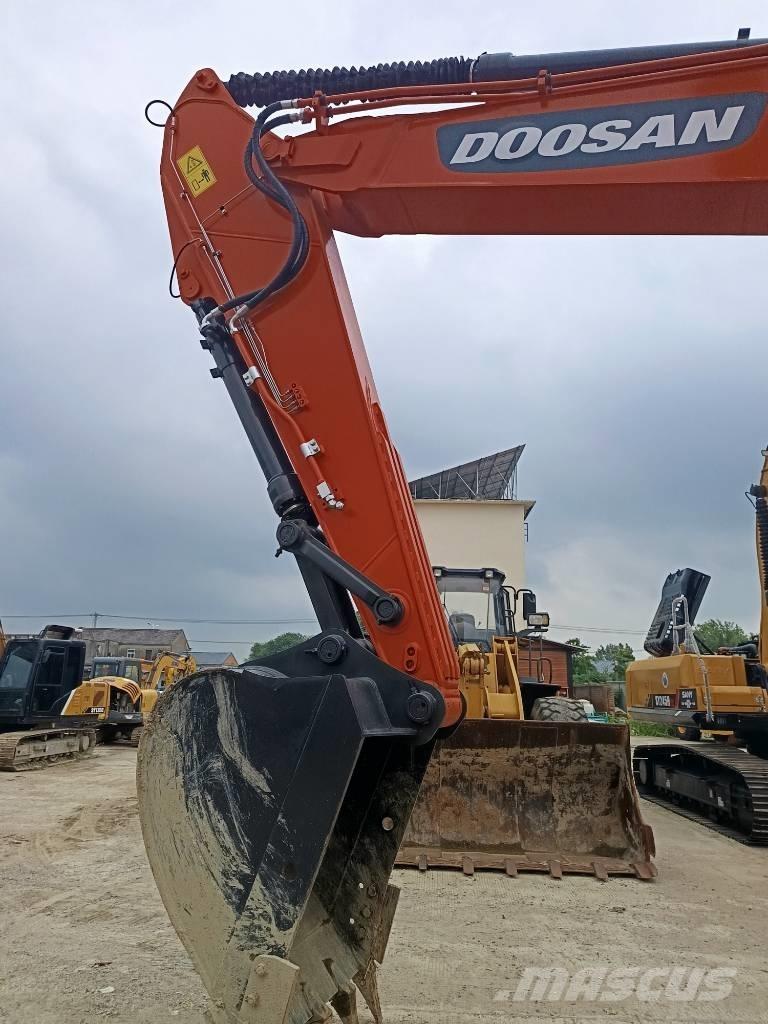 Doosan DX 300 LC Vikšriniai ekskavatoriai