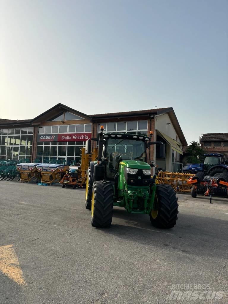 John Deere 6130 R Traktoriai