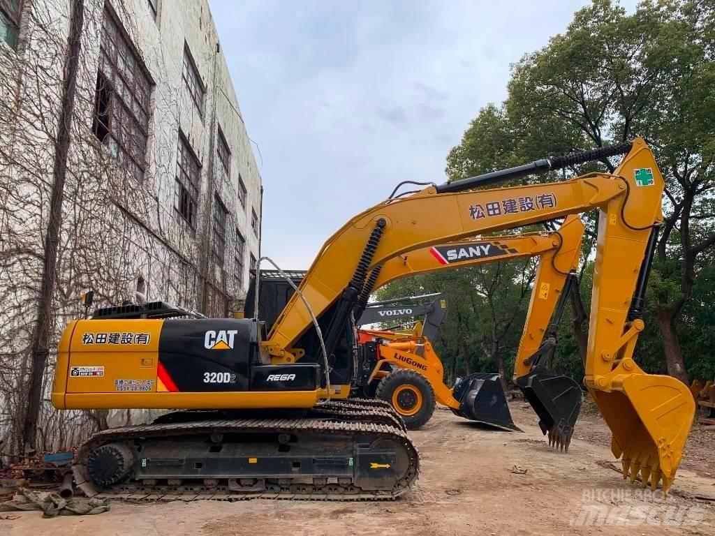 CAT 320D2 Vikšriniai ekskavatoriai