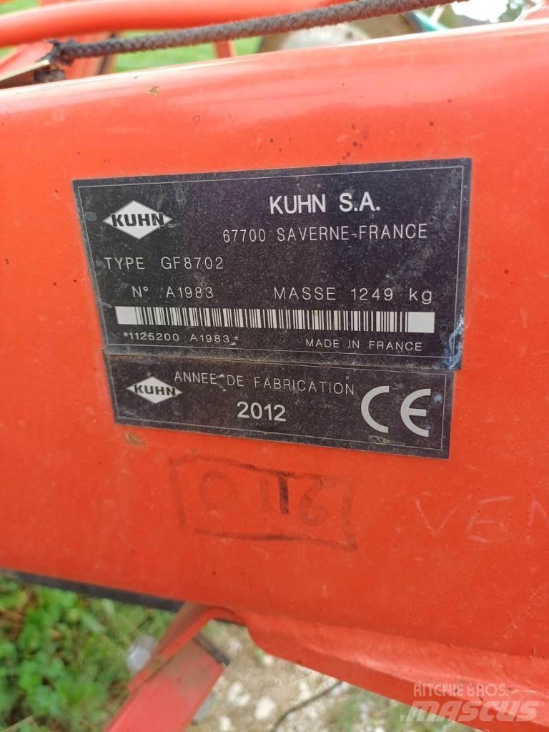 Kuhn GF 8702 Šieno grėbliai ir vartytuvai