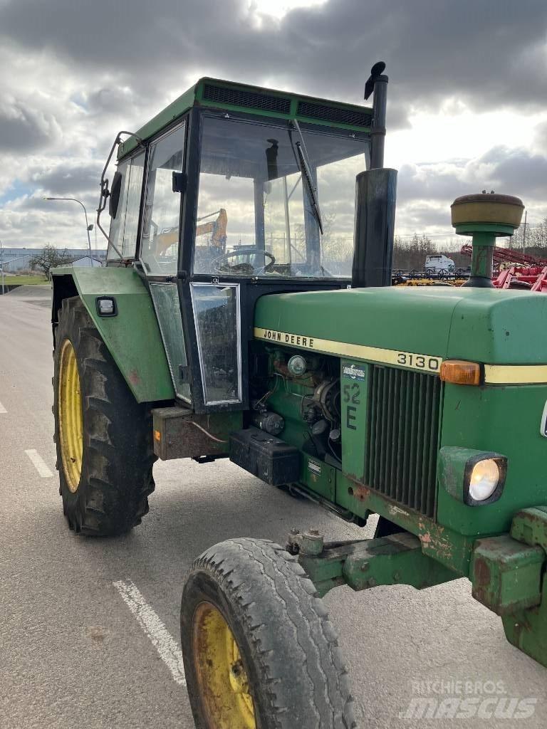 John Deere 3130 Traktoriai