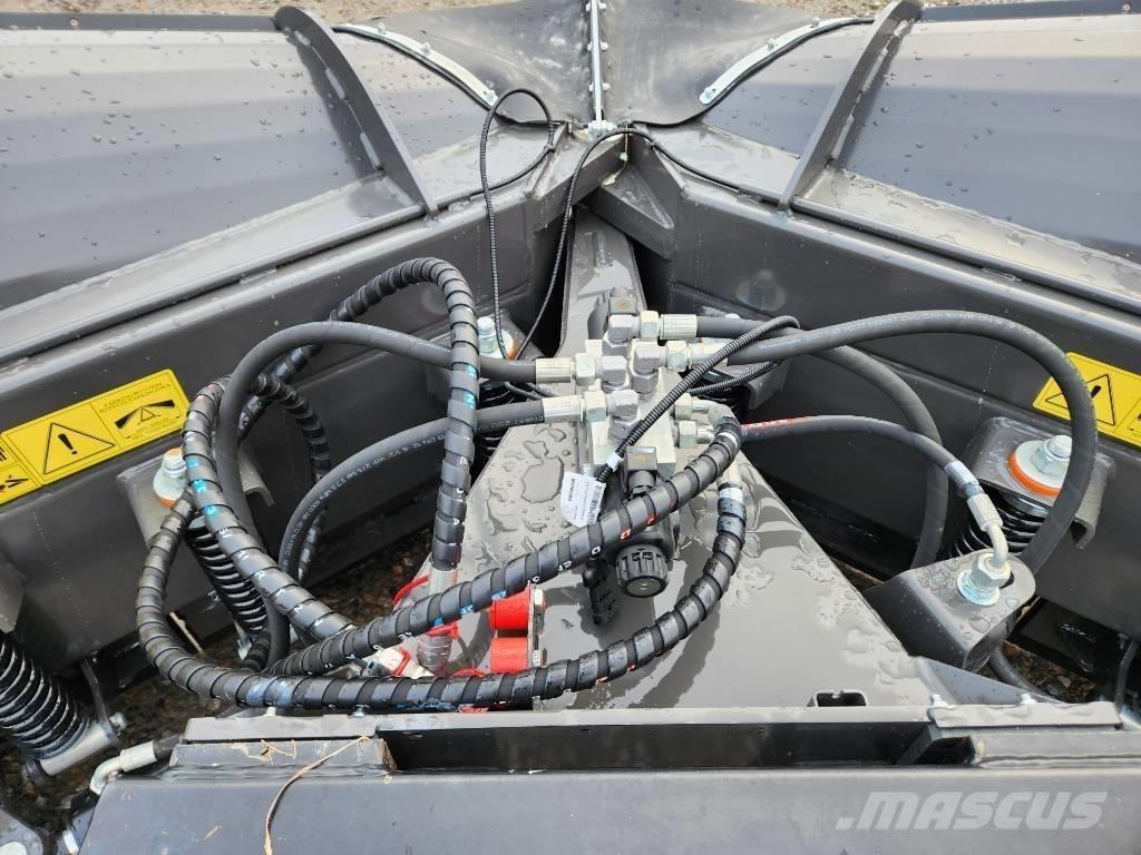 Pronar PUV 3300 M Sniego peiliai ir valytuvai