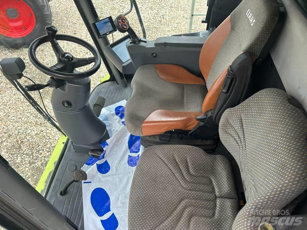 CLAAS Lexion 530 Derliaus nuėmimo kombainai