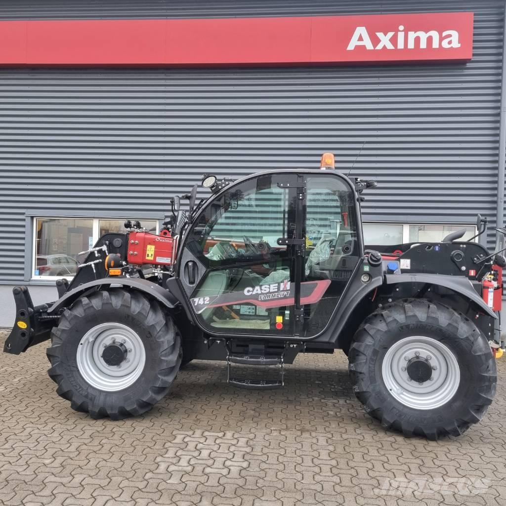 Case IH 742 Teleskopiniai krautuvai