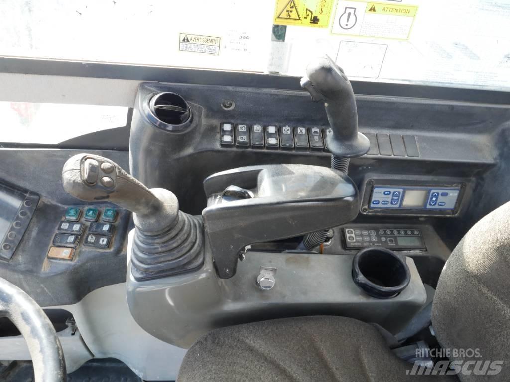 Takeuchi TB 295 W Ratiniai ekskavatoriai