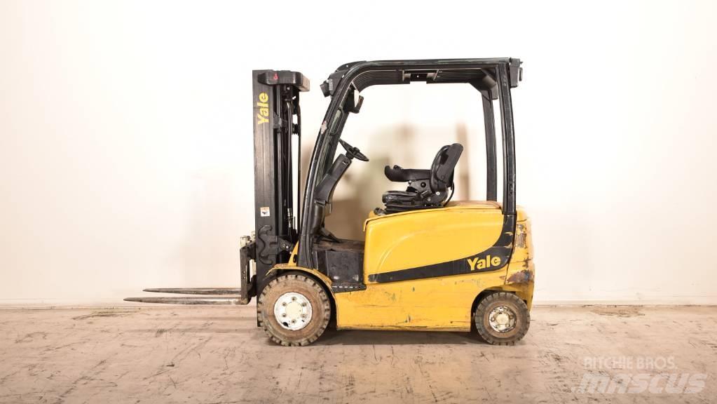 Yale ERP25VL Elektriniai šakiniai krautuvai