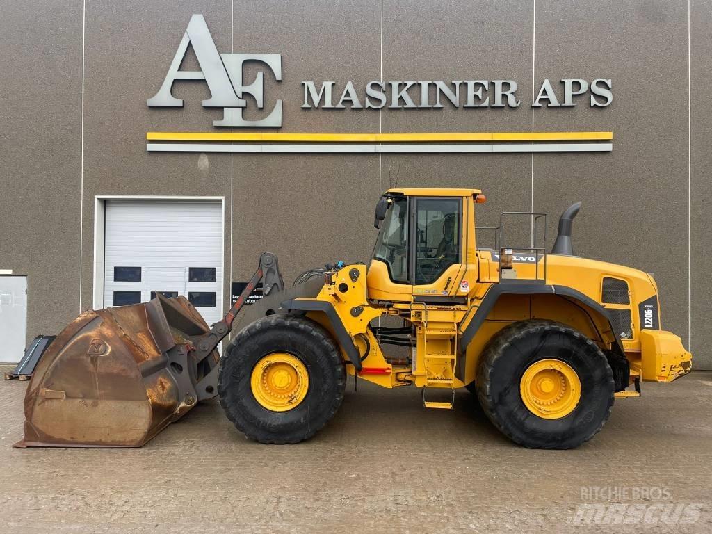 Volvo L220G Naudoti ratiniai krautuvai