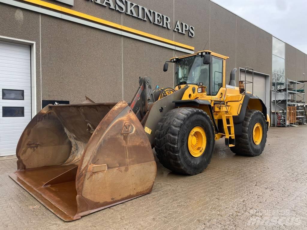 Volvo L220G Naudoti ratiniai krautuvai
