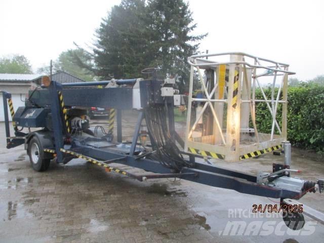 Denka-Lift DL 25 Teleskopiniai keltuvai