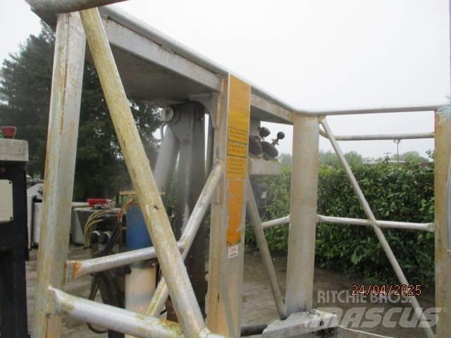 Denka-Lift DL 25 Teleskopiniai keltuvai