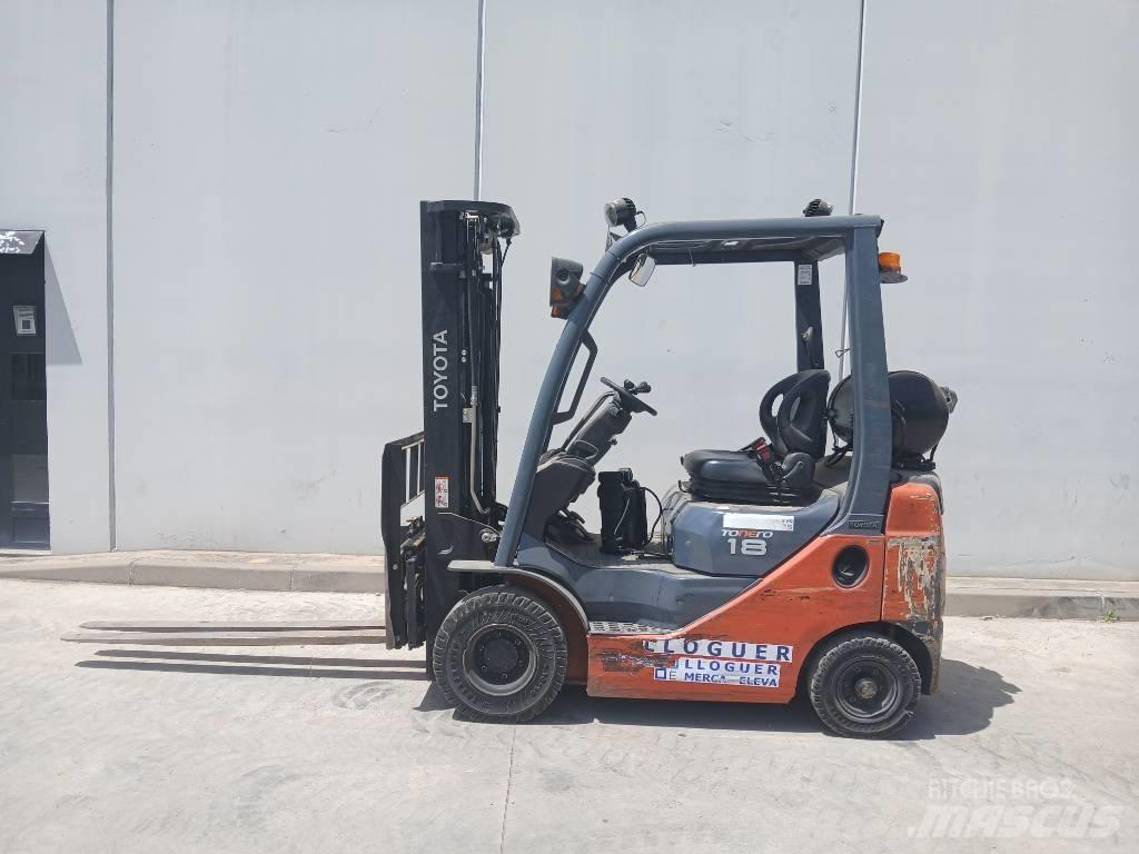 Toyota D02-8FG18 LPG (dujiniai) krautuvai