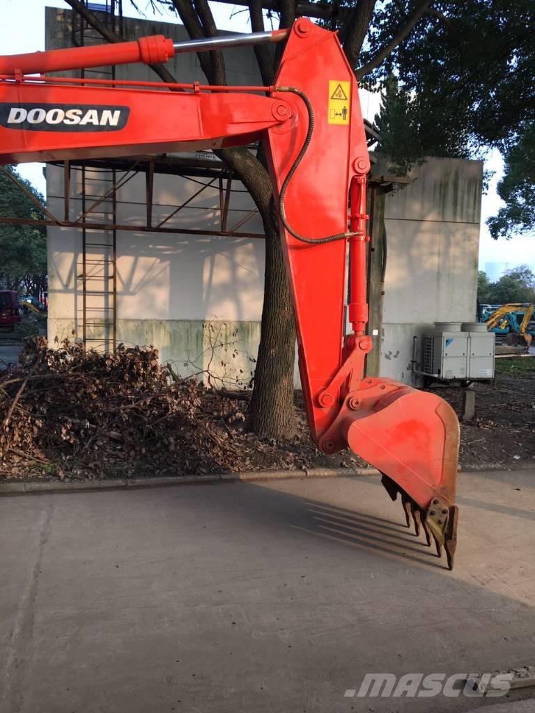 Doosan dh150w-7 Ratiniai ekskavatoriai