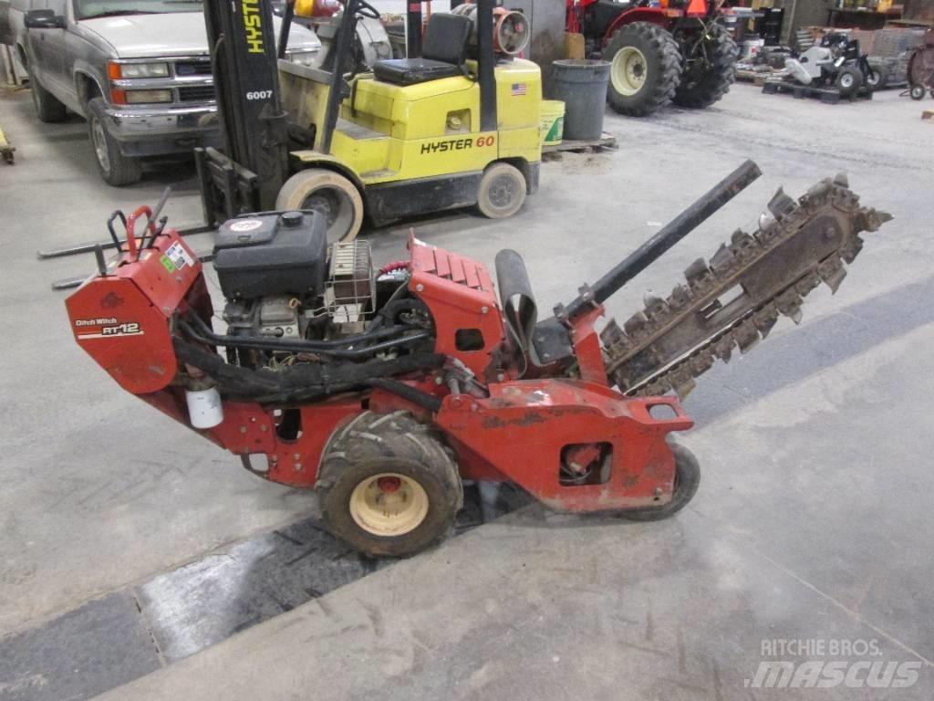 Ditch Witch RT-12 Tranšėjų ekskavatoriai