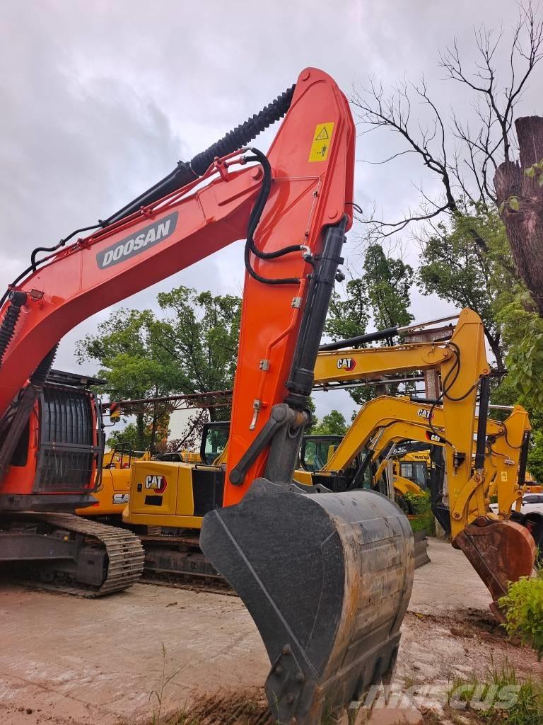 Doosan DX 300 LC-9C Vikšriniai ekskavatoriai