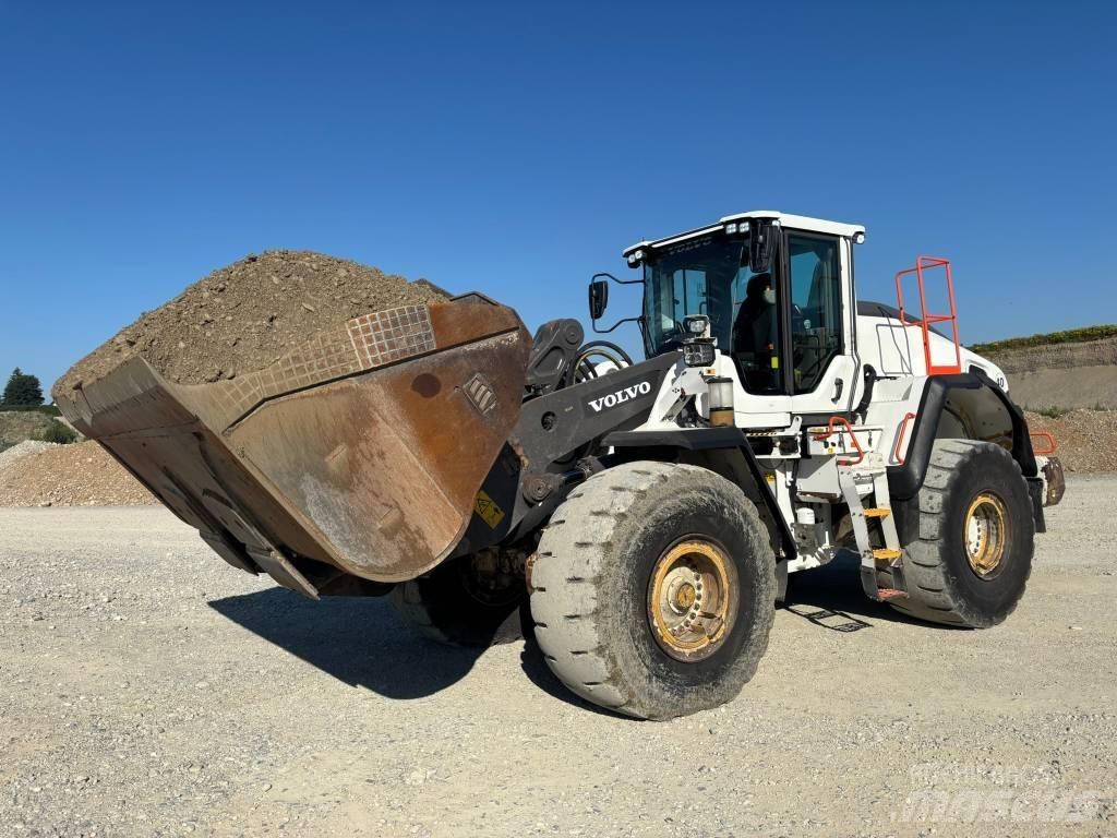 Volvo Radlader L150H Naudoti ratiniai krautuvai