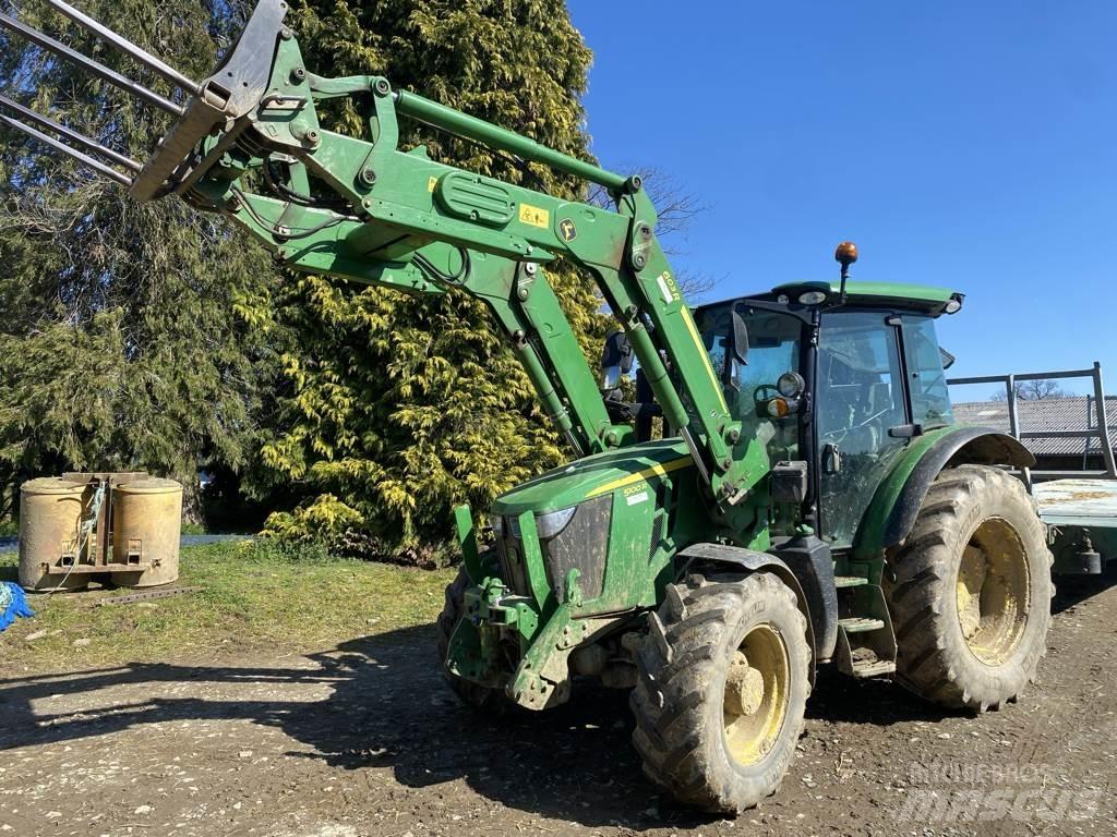 John Deere 5100 R Traktoriai