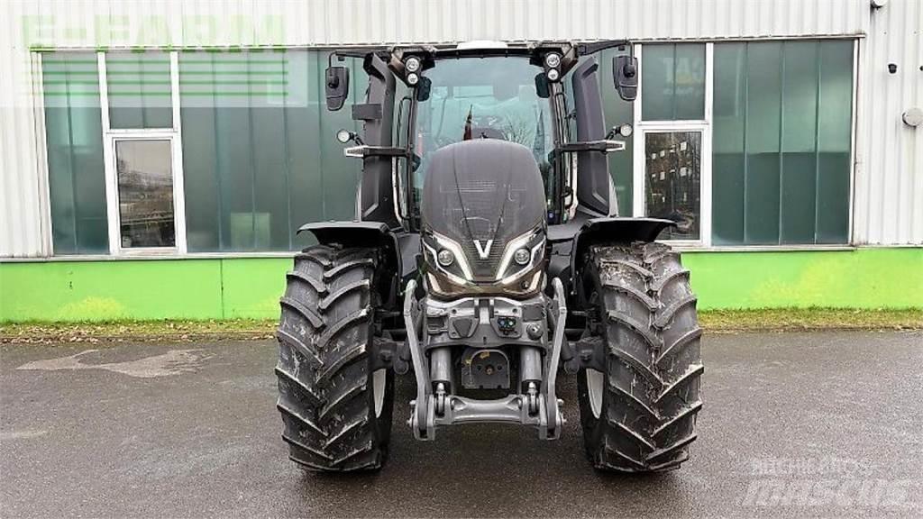 Valtra q 285 Traktoriai