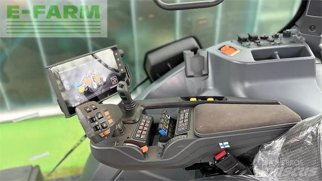Valtra q 285 Traktoriai