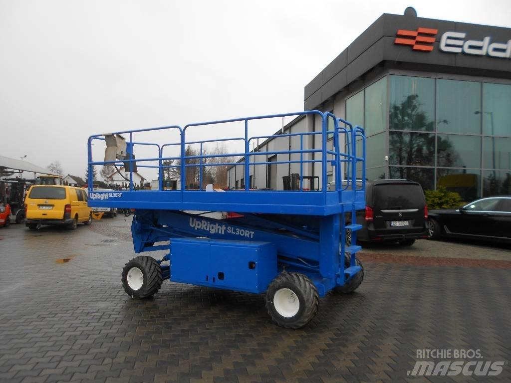 UpRight SL30RT Ant vilkikų montuojamos kėlimo platformos