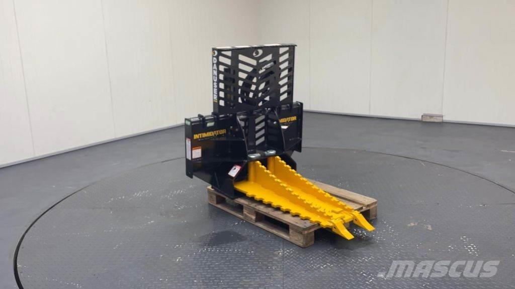  INTIMIDATOR T2201T Naudoti vilkikai