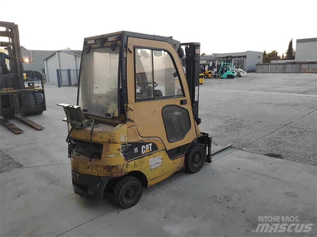 CAT GP15N LPG (dujiniai) krautuvai