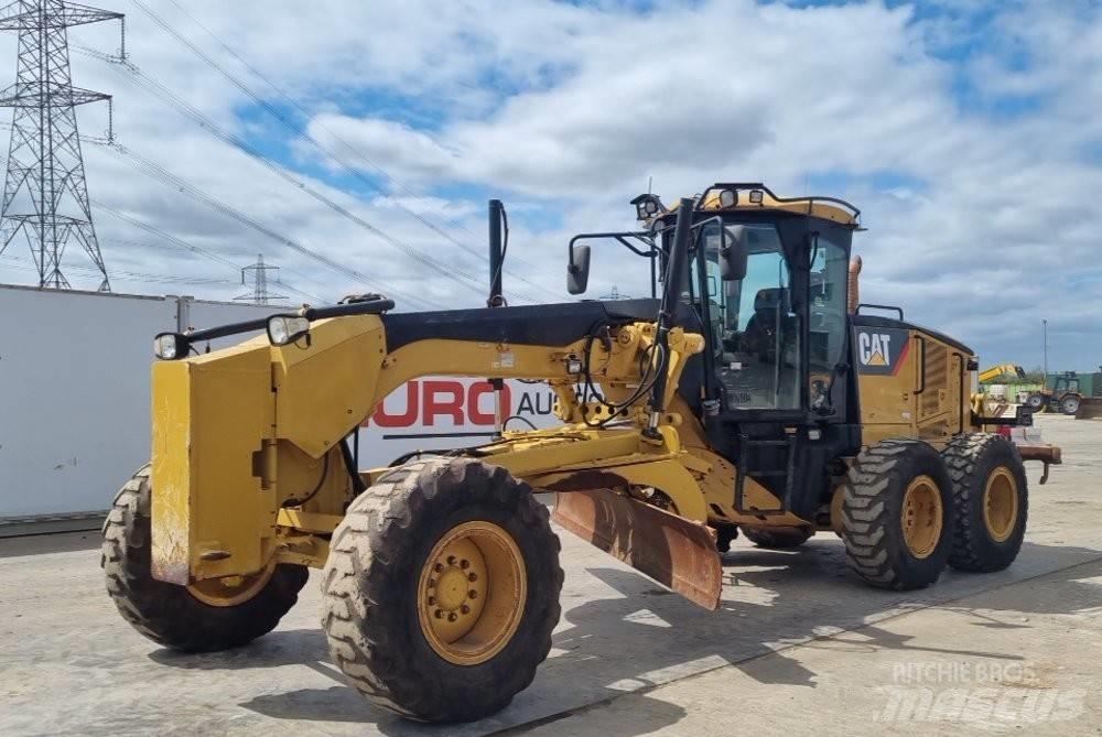 CAT 140 M Greideriai