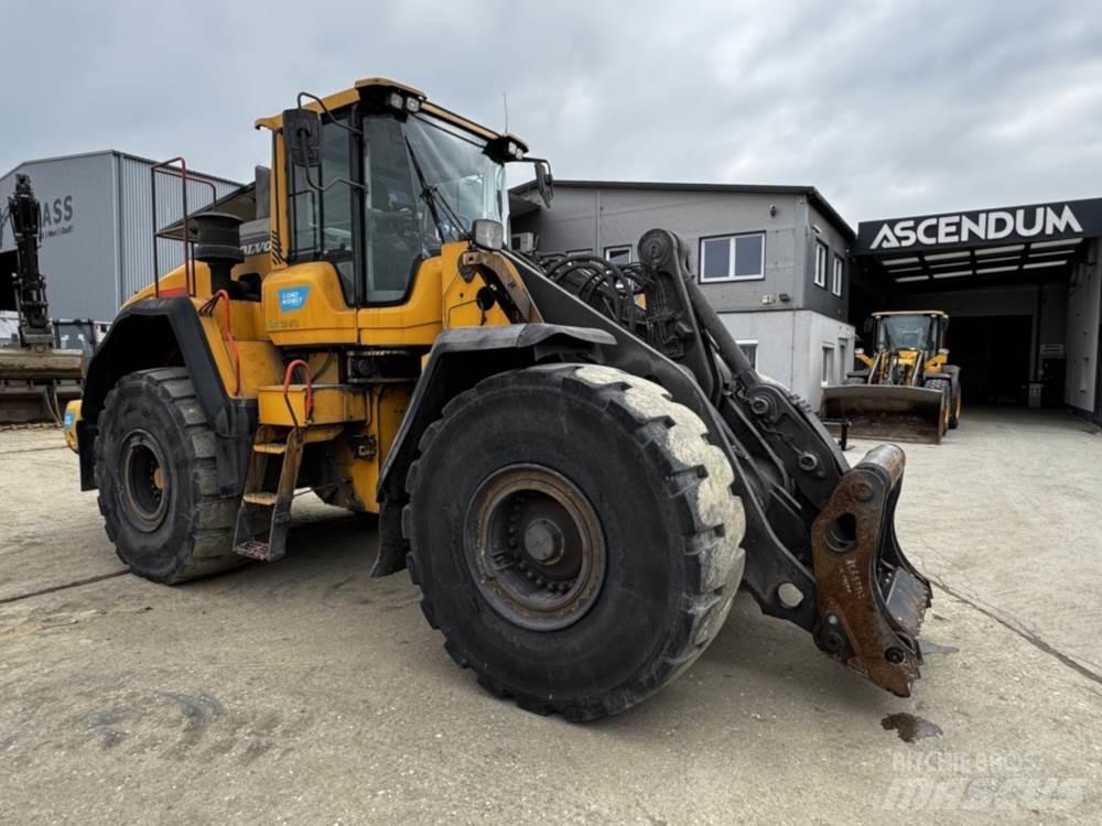 Volvo L150H Naudoti ratiniai krautuvai