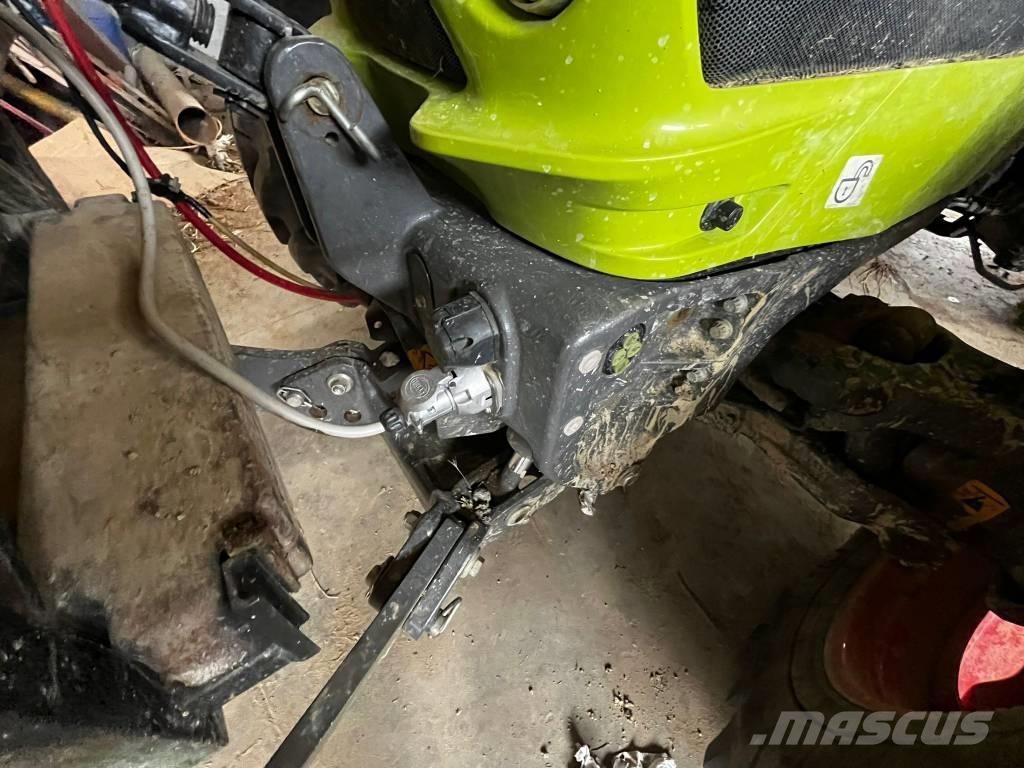 CLAAS Arion 470 Traktoriai