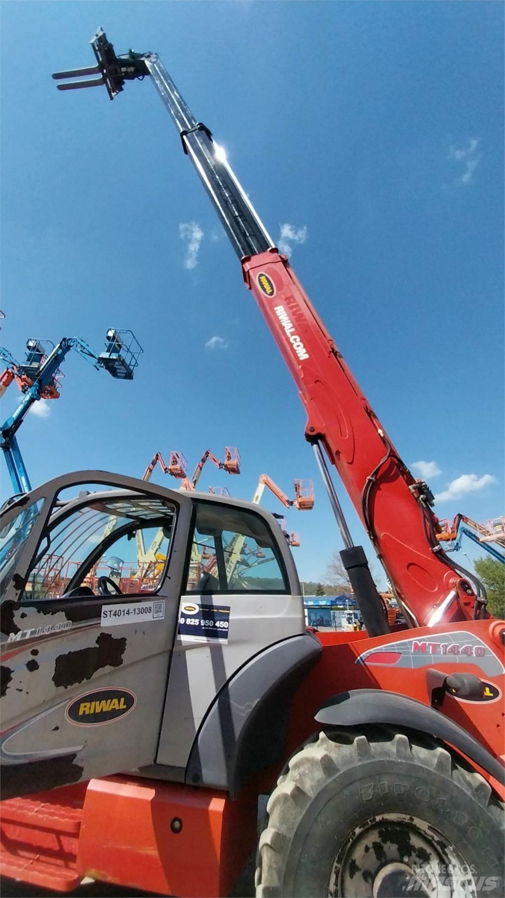Manitou MT1440 Teleskopiniai krautuvai