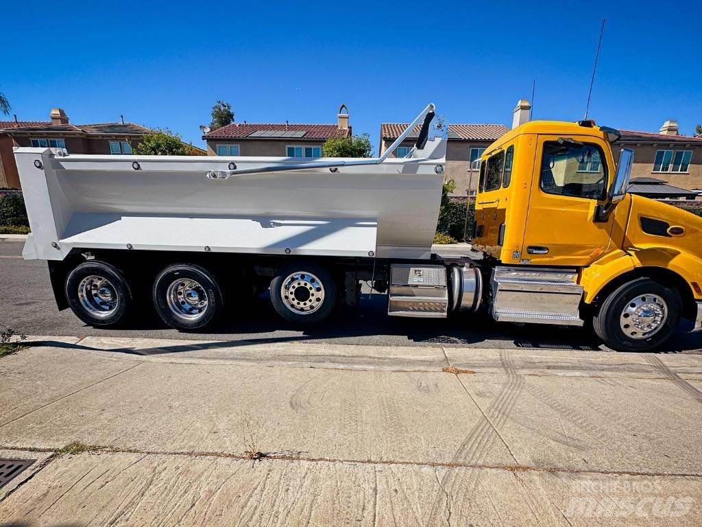 Peterbilt 579 Savivarčių priekabų vilkikai