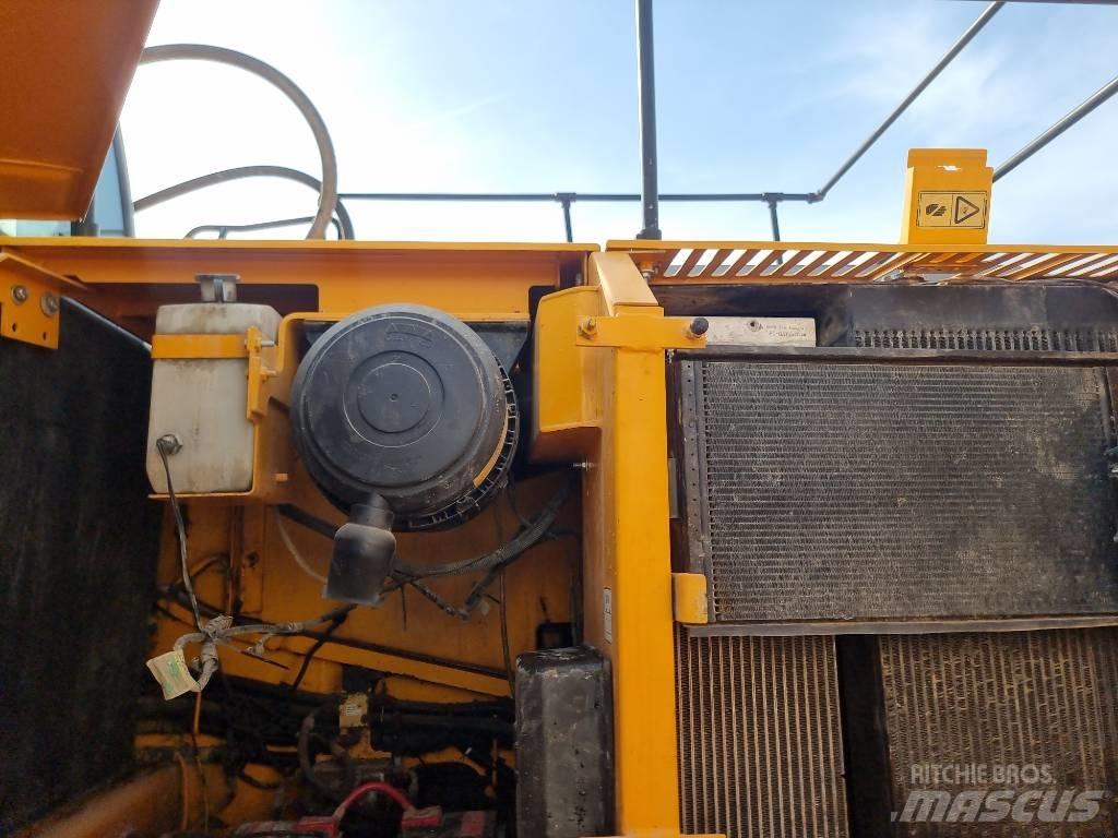 JCB JS 220 LC Vikšriniai ekskavatoriai
