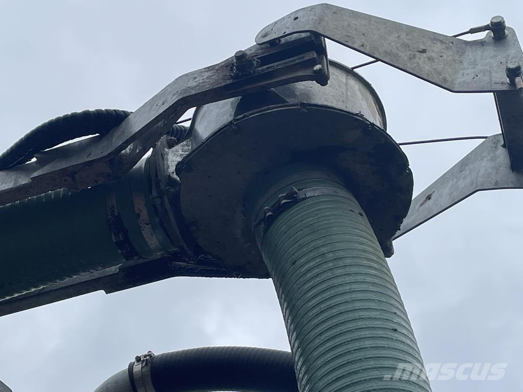 Pichon TCI 18500 Mėšlo barstytuvai