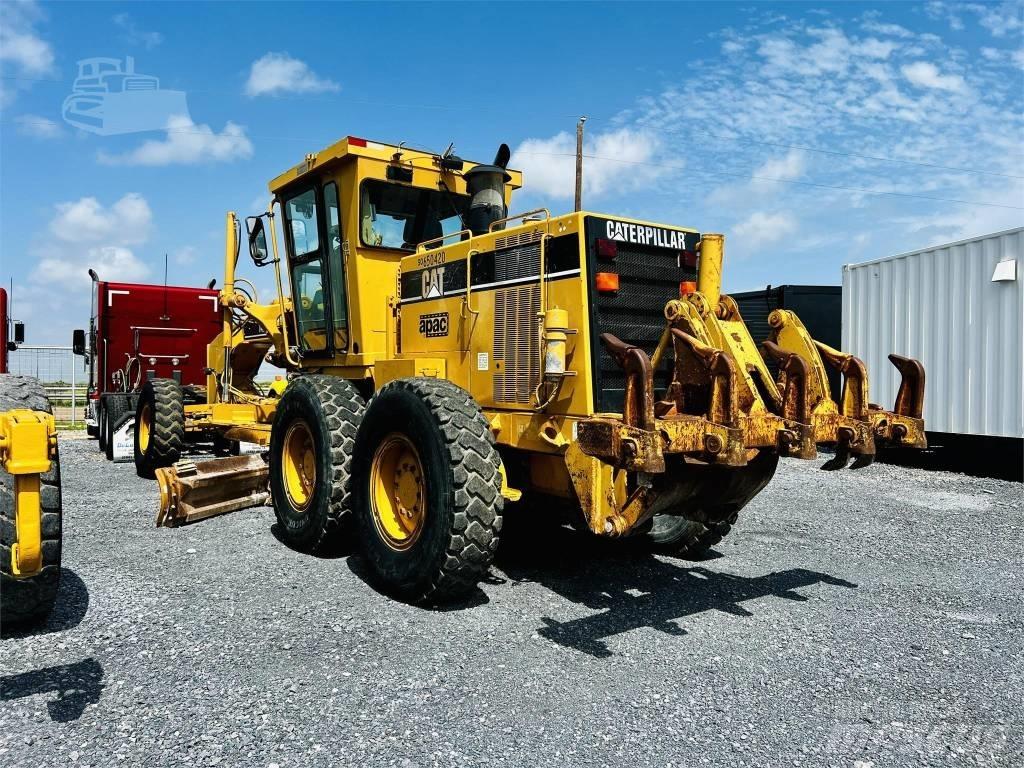 CAT 140 H Greideriai