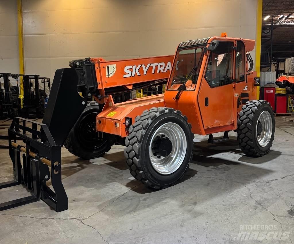 SkyTrak 6042 Teleskopiniai krautuvai