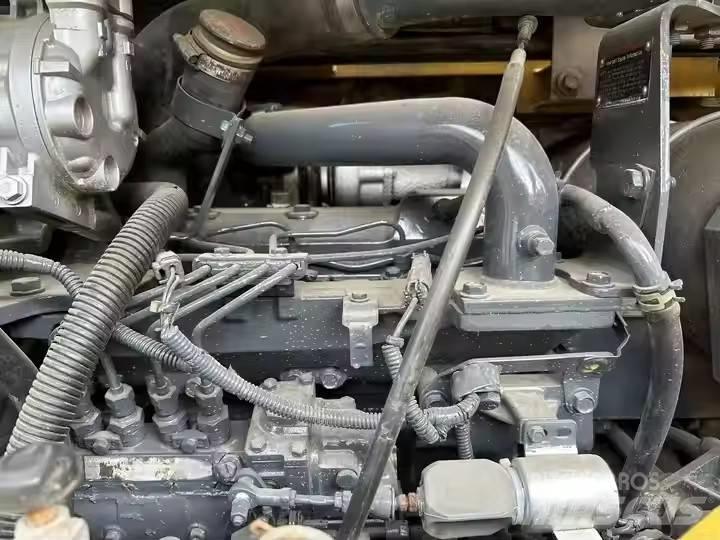 Komatsu PC78US Vikšriniai ekskavatoriai
