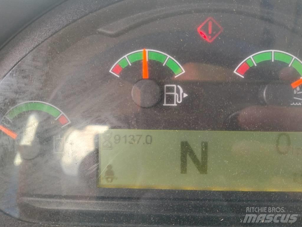 CAT 938 M Naudoti ratiniai krautuvai