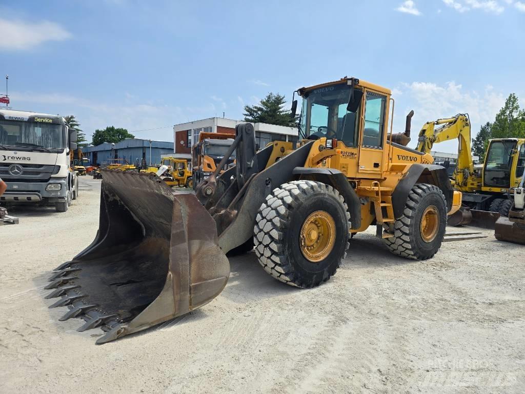 Volvo L 120 E Naudoti ratiniai krautuvai