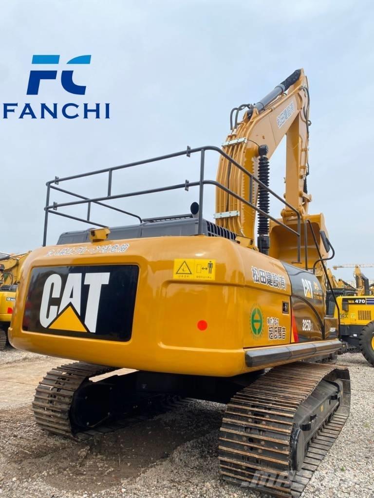 CAT 325D2L Vikšriniai ekskavatoriai