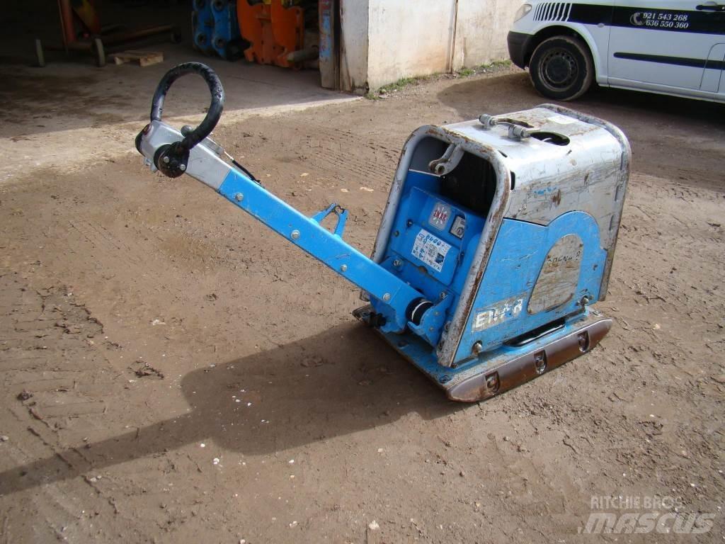 Weber CR 8 Gruntiniai volai