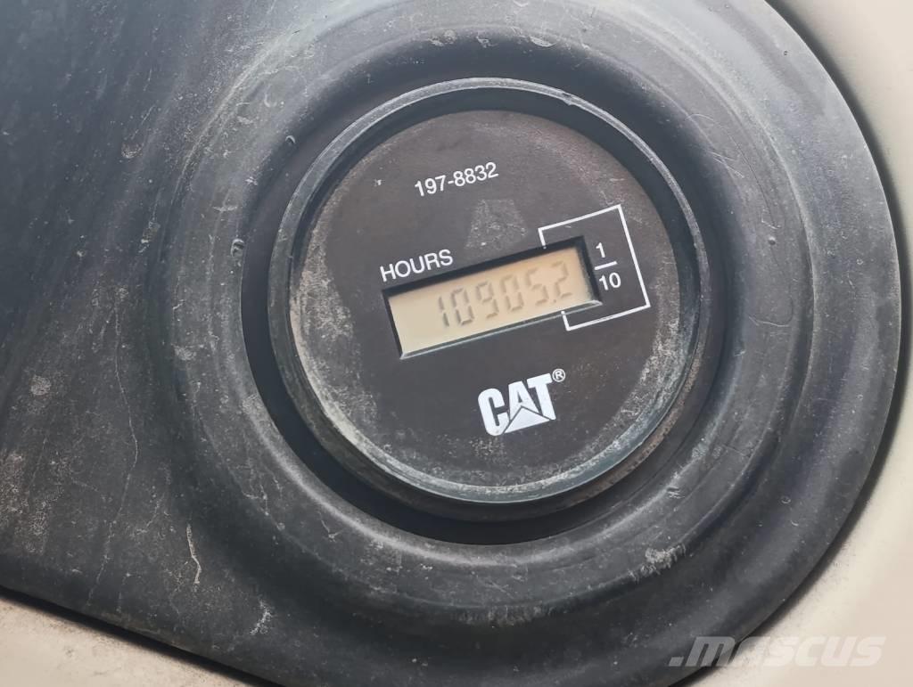 CAT M 318 C Ratiniai ekskavatoriai