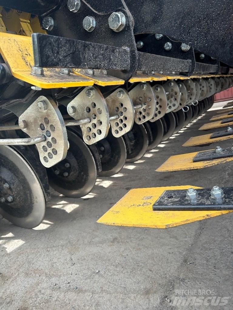 Multiva Ecerex 400 Sėjamieji kombainai