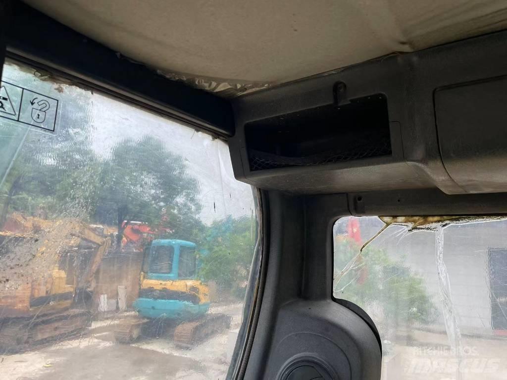 Hyundai R60-9 Vikšriniai ekskavatoriai