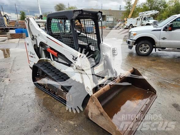 Bobcat T590 Krautuvai su šoniniu pasukimu