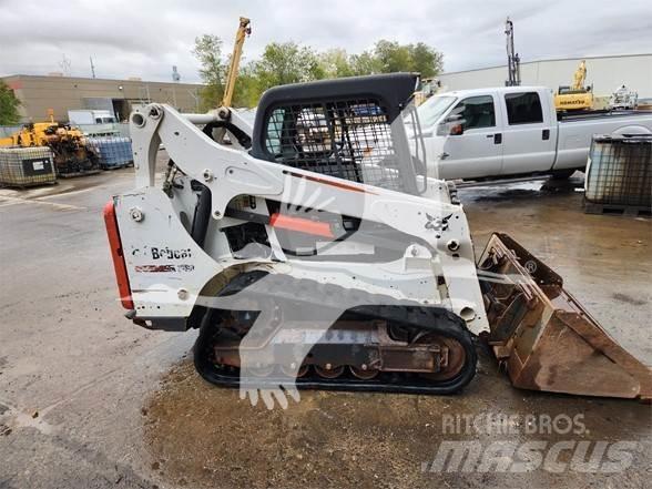 Bobcat T590 Krautuvai su šoniniu pasukimu
