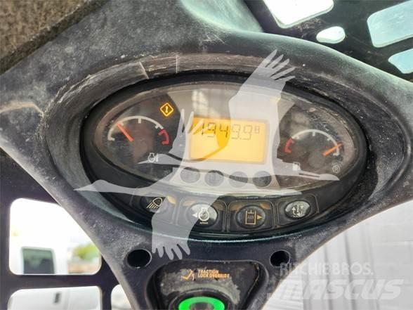 Bobcat T590 Krautuvai su šoniniu pasukimu